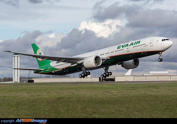 EVA Airways Boeing 777-35E(ER) - cn 44554 / 1349, the first aircraft in their fleet to feature the updated livery departing to Taipei 11/11/15 on its delivery flight.
The livery is designed with the curves of the upcoming 787-10 aircrafts that will enter their fleet. Boeing 777-35E/ER