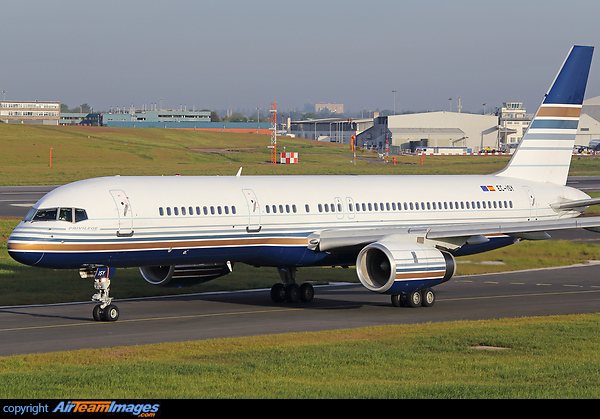 Boeing 757-256 Boeing 757-256