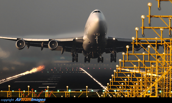 Boeing 747-412(BCF) Boeing 747-412(BCF)