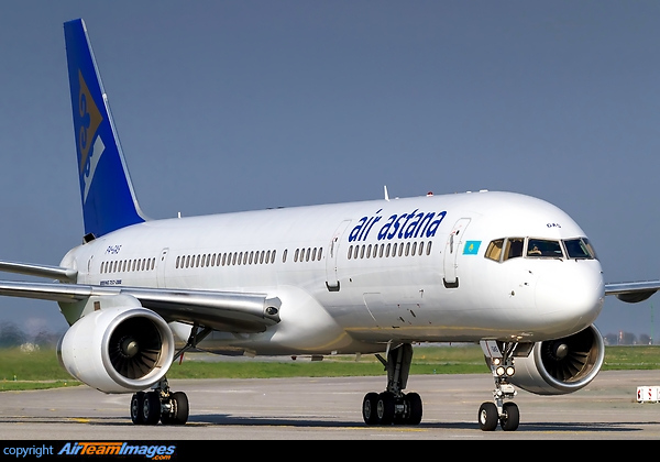 Boeing 757-2G5 Boeing 757-2G5
