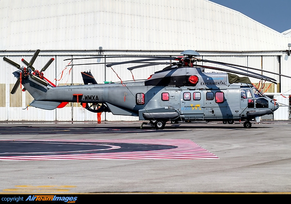 Eurocopter EC-225 Super Puma Eurocopter EC-225 Super Puma
