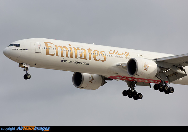 Boeing 777-31H/ER Boeing 777-31H/ER