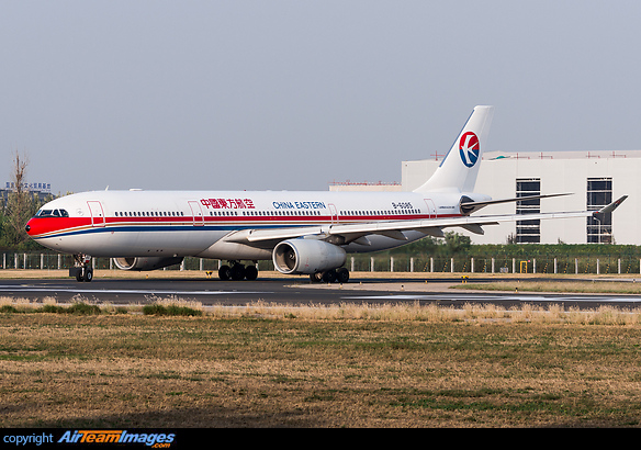Airbus A330-343 Airbus A330-343