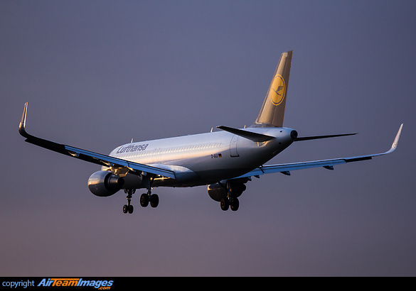 Airbus A320-214 Airbus A320-214