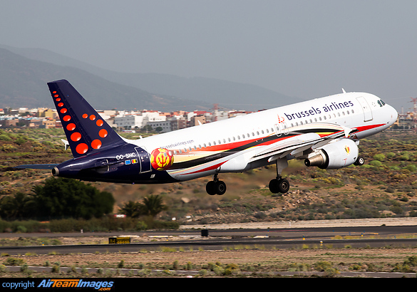 "Red Devils" colourscheme Airbus A320-214