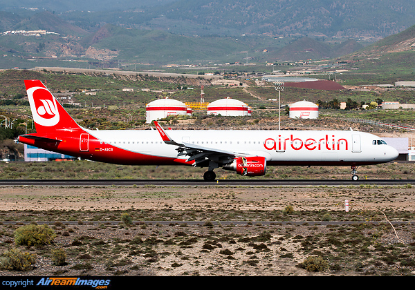 Airbus A321-211 Airbus A321-211