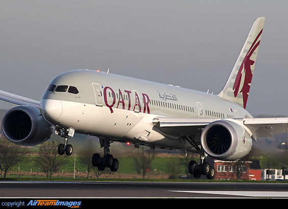 Boeing 787-8 Dreamliner Boeing 787-8 Dreamliner