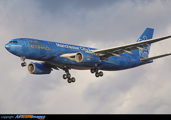 Airbus A330-243 Airbus A330-243