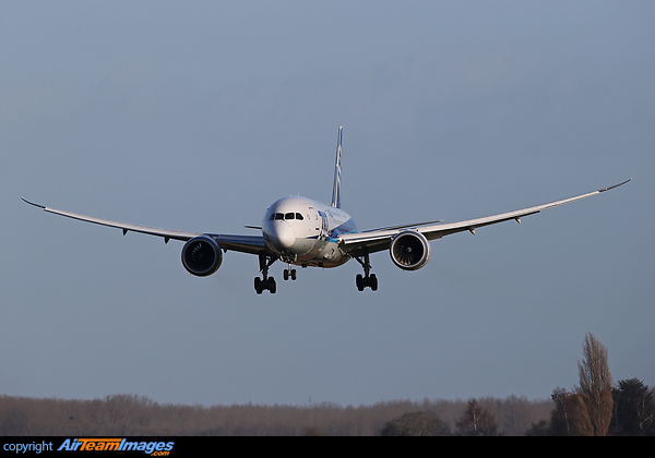 Boeing 787-8 Dreamliner Boeing 787-8 Dreamliner