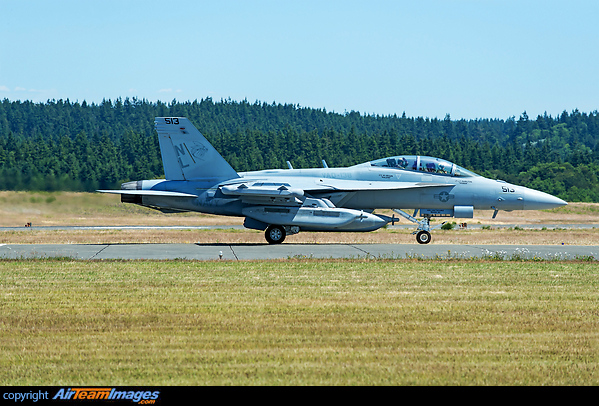 EA-18G NL-513 C/N G75 (VAQ-138) Yellow Jackets Boeing EA-18G Growler