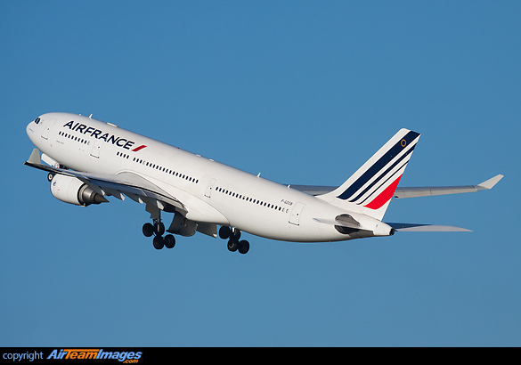 Airbus A330-203 Airbus A330-203
