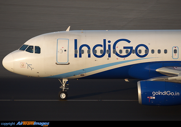 Airbus A320-232 Airbus A320-232