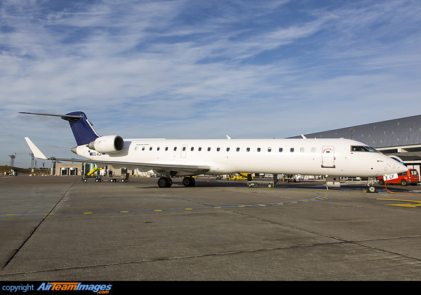 Bombardier CRJ-700 Bombardier CRJ-700