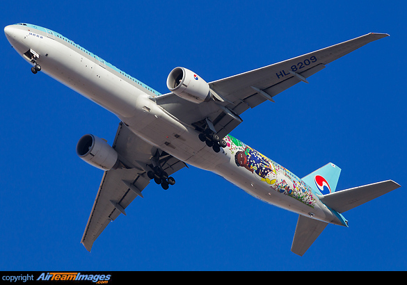 Boeing 777-3B5/ER Boeing 777-3B5/ER