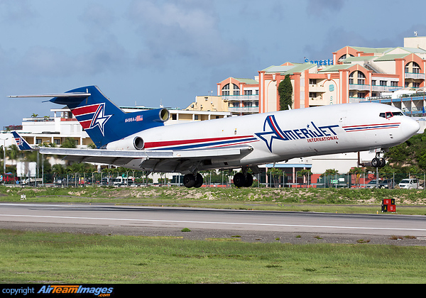 Boeing 727-233/Adv(F) Boeing 727-233/Adv(F)