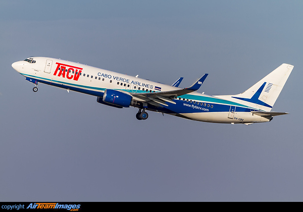 Boeing 737-8Q8 Boeing 737-8Q8
