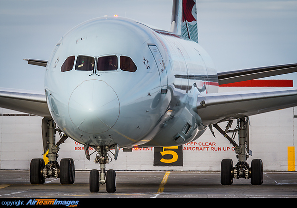 Boeing 787-9 Dreamliner Boeing 787-9 Dreamliner