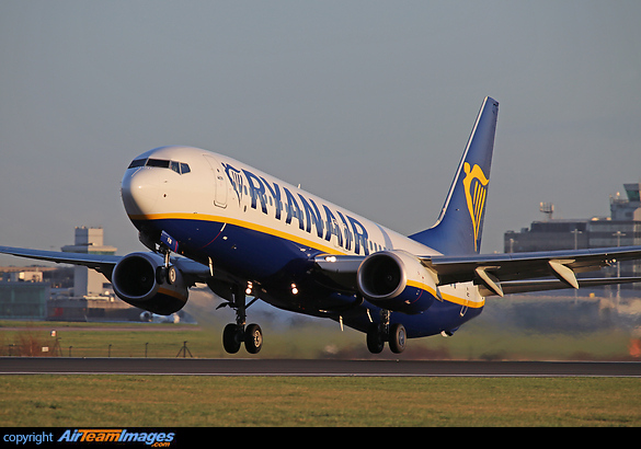 Boeing 737-8AS Boeing 737-8AS