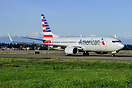 Boeing 737-823