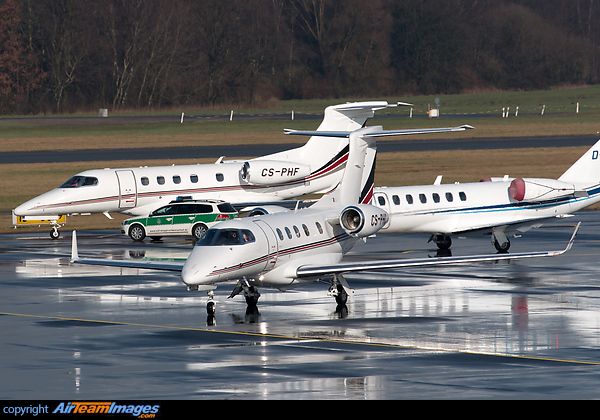 Embraer Phenom 300 Embraer Phenom 300