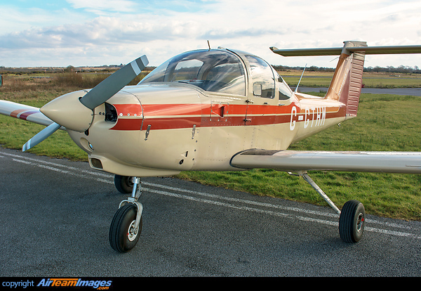 Piper PA-38 Tomahawk Piper PA-38 Tomahawk