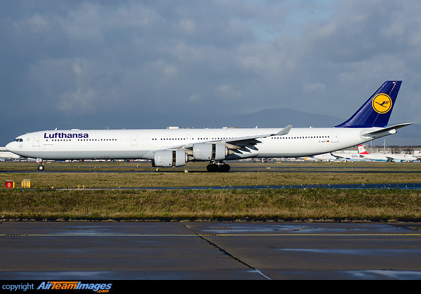 Airbus A340-642 Airbus A340-642
