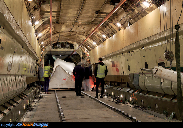 Ilyushin Il-76-90SW Ilyushin Il-76-90SW