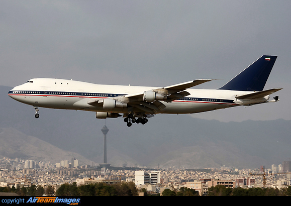 Boeing 747-131(SF) Boeing 747-131(SF)