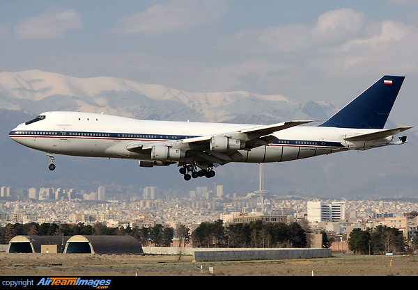 More than 40 years in service and still flying. Boeing 747-131(SF)