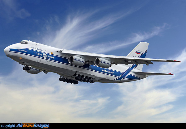 Antonov An-124-100 Ruslan Antonov An-124-100 Ruslan