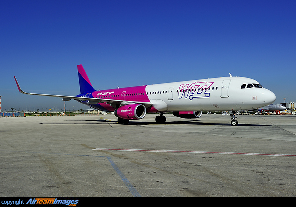 Airbus A321-231 Airbus A321-231