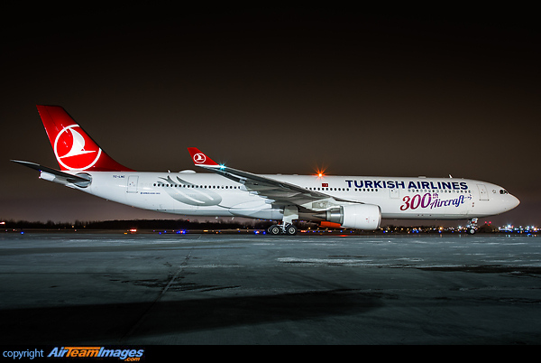 Airbus A330-303 Airbus A330-303