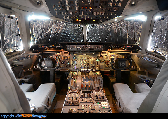 McDonnell Douglas DC-10-40I McDonnell Douglas DC-10-40I