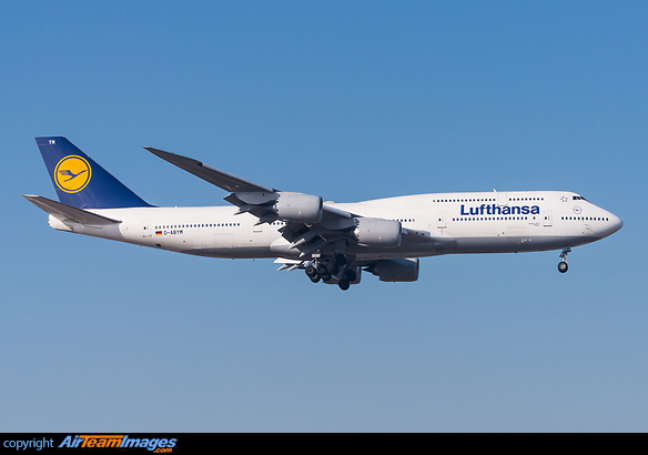 Boeing 747-830 Boeing 747-830