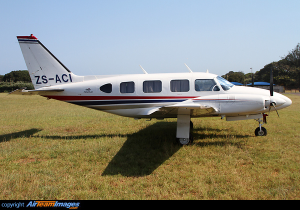 Piper PA-31-310 Navajo Piper PA-31-310 Navajo