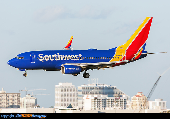 Boeing 737-7H4 Boeing 737-7H4