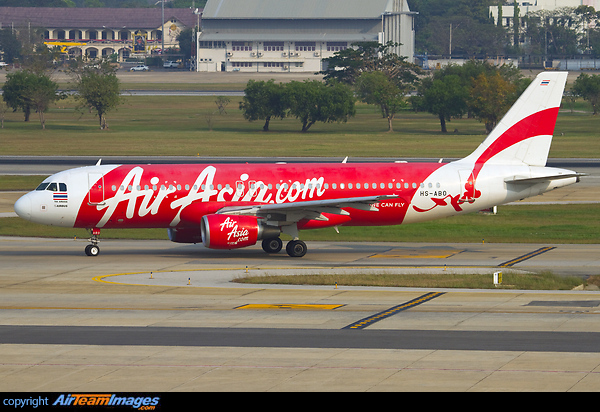 Airbus A320-216 Airbus A320-216