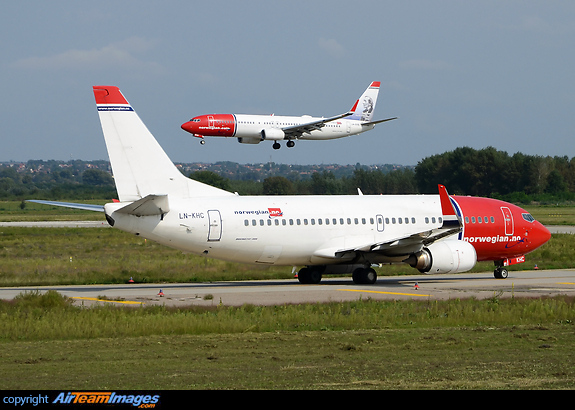 Boeing 737-31S Boeing 737-31S