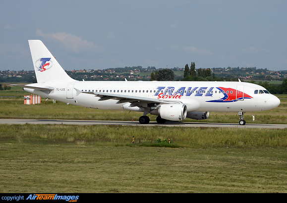 Airbus A320-214 Airbus A320-214