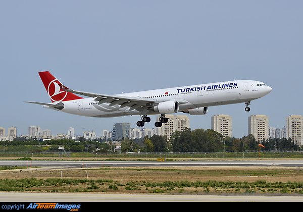 Airbus A330-303 Airbus A330-303