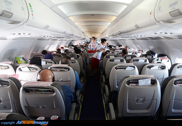 Airbus A320-214 Airbus A320-214