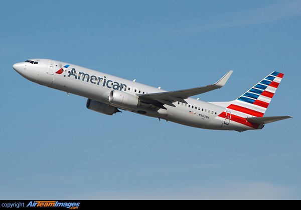 Boeing 737-823 Boeing 737-823