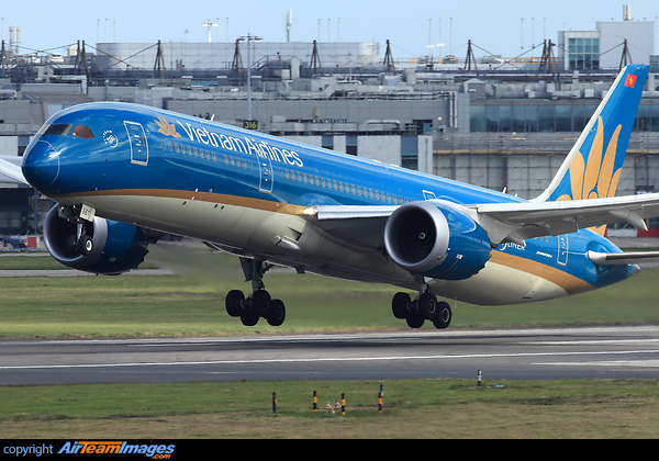Boeing 787-9 Dreamliner Boeing 787-9 Dreamliner