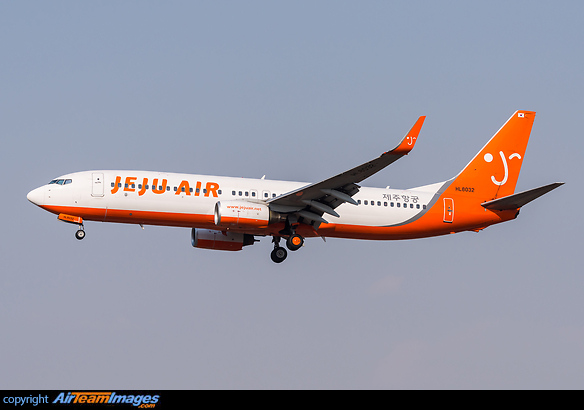 Boeing 737-8GJ Boeing 737-8GJ