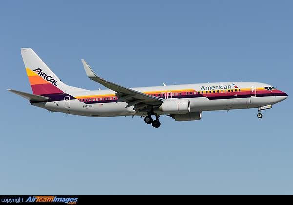 Boeing 737-823 Boeing 737-823
