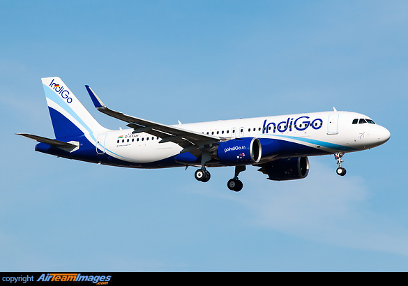 The second A320neo Performing a low approach at HAM during its first flight. Airbus A320-271N