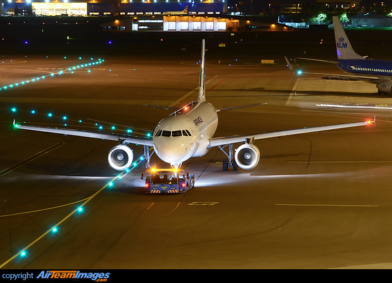 Airbus A320-214 Airbus A320-214