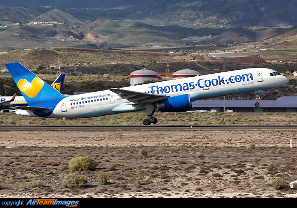 Soon this classic image in TFS will be no longer available as Thomas Cook is phasing out all their B757 equipment... Boeing 757-28A