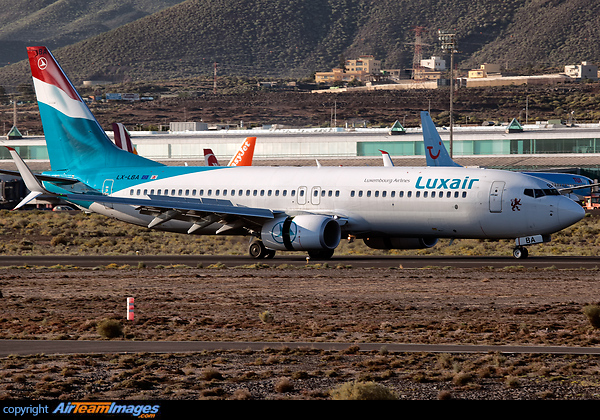 All braking efforts deployed at sunset. Boeing 737-8C9