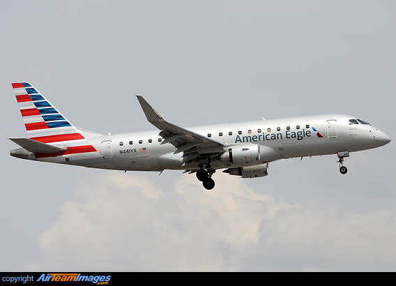 Embraer ERJ-175LR Embraer ERJ-175LR